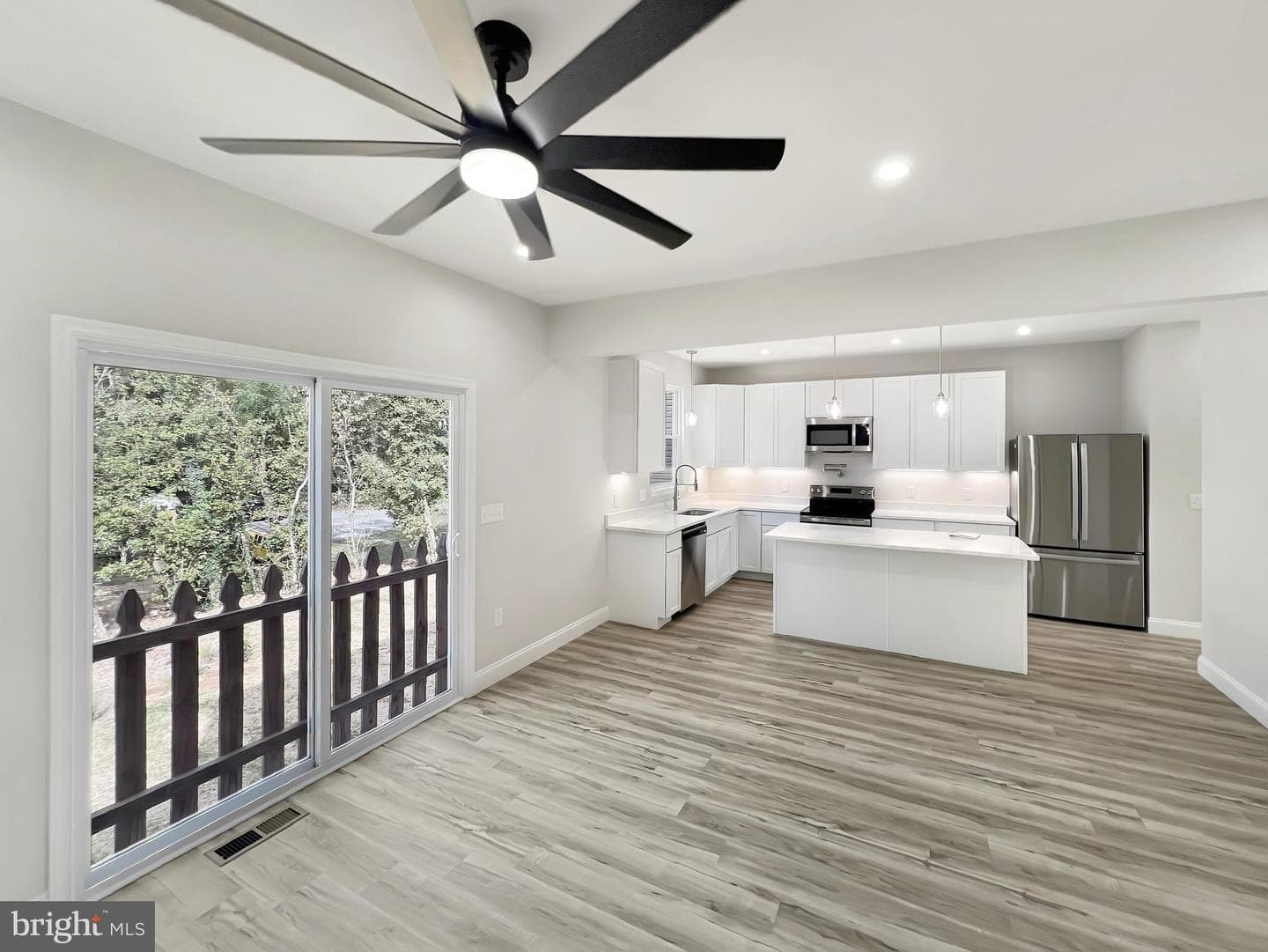 13 Onyx Lane photo 28