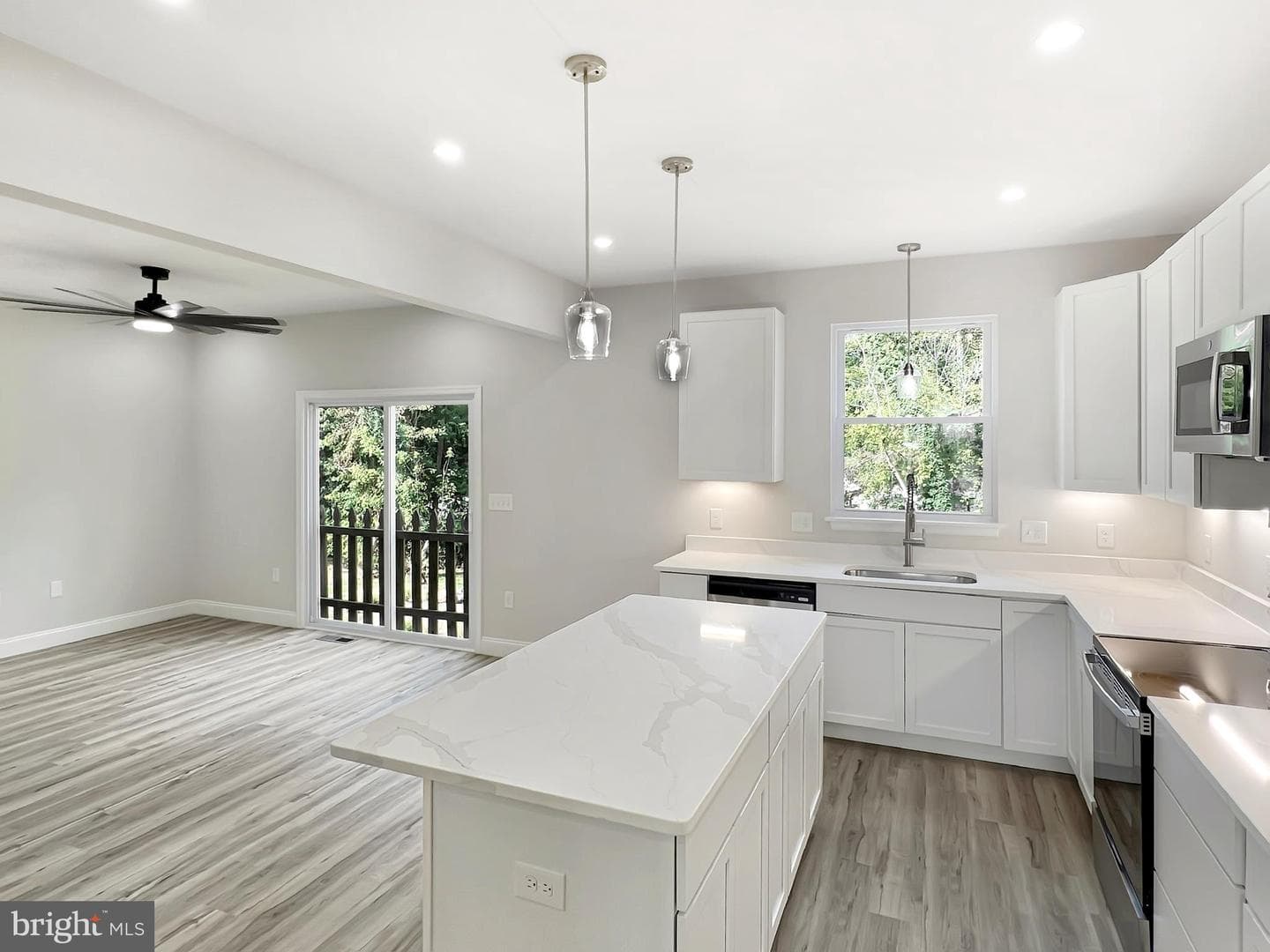 13 Onyx Lane photo 31