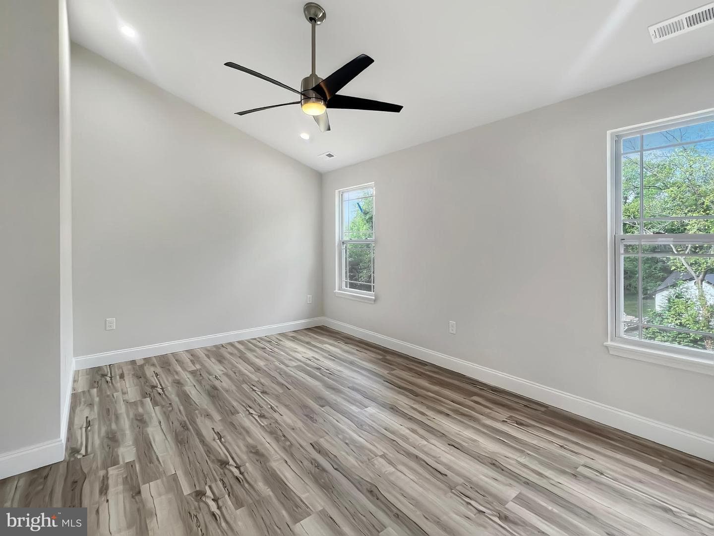 13 Onyx Lane photo 33