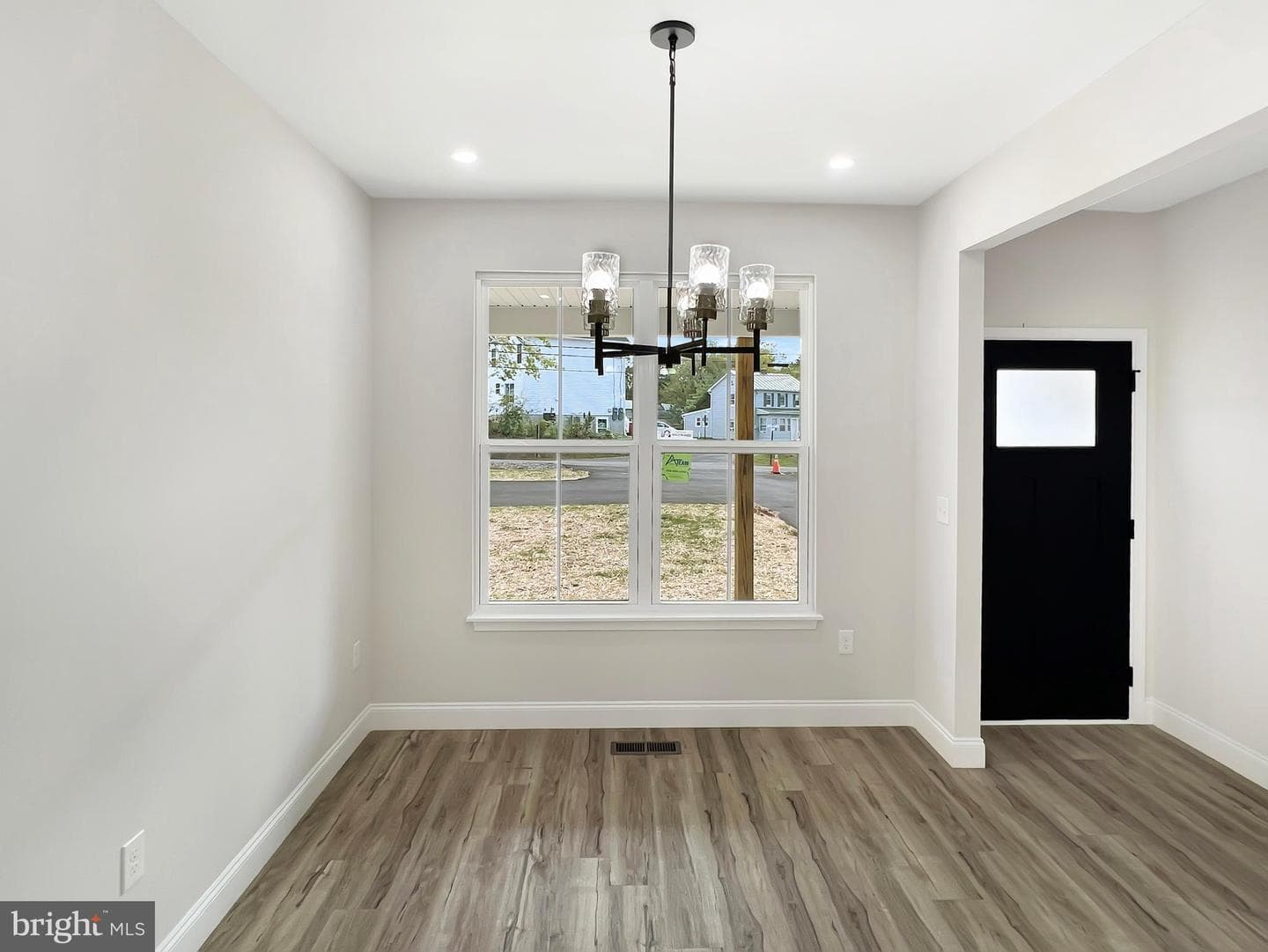 13 Onyx Lane photo 8