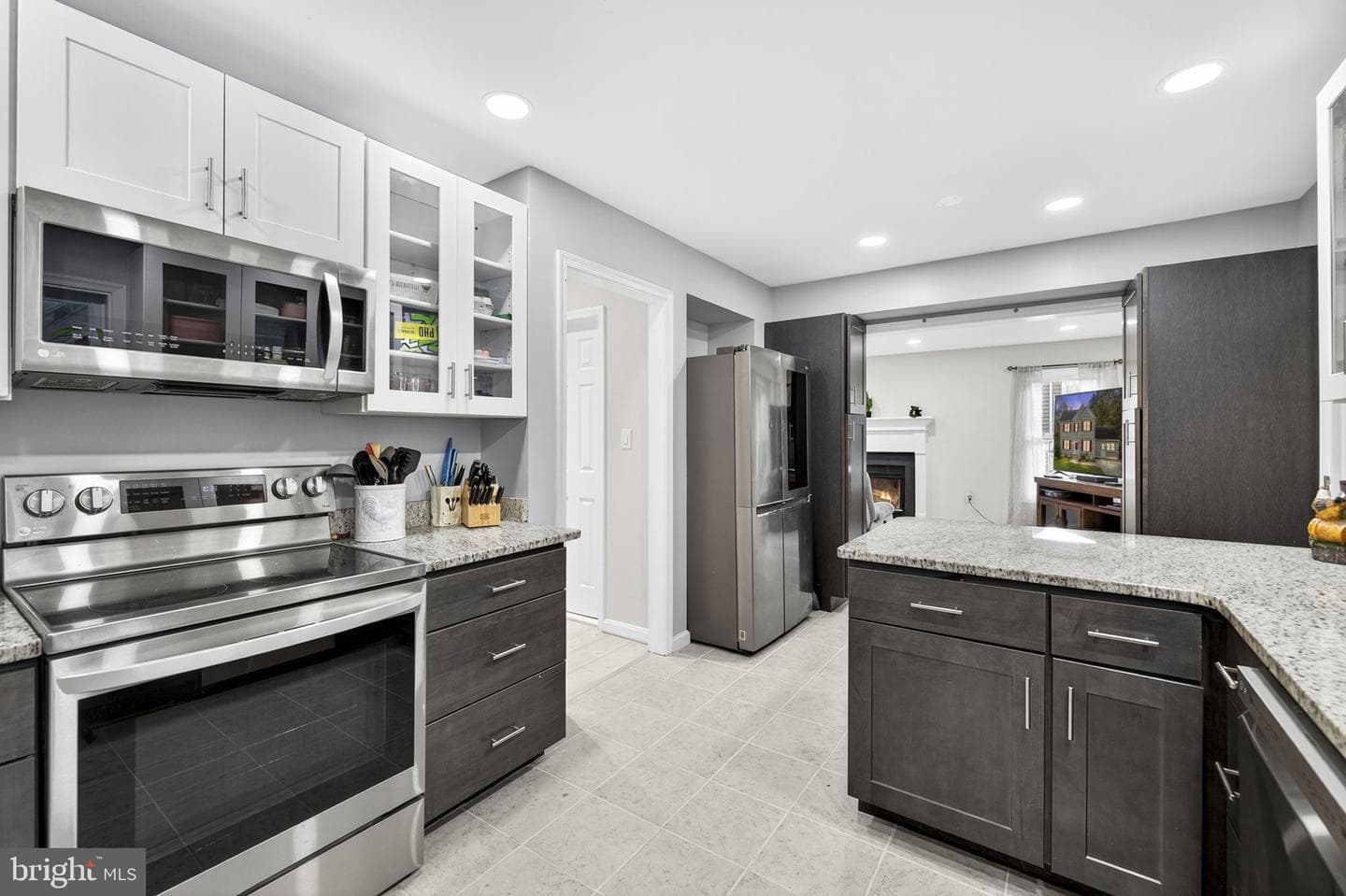 776 Thoroughbred Drive photo 27