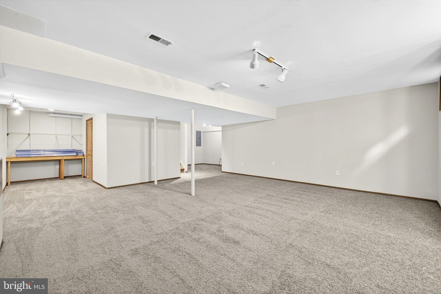 776 Thoroughbred Drive photo 56