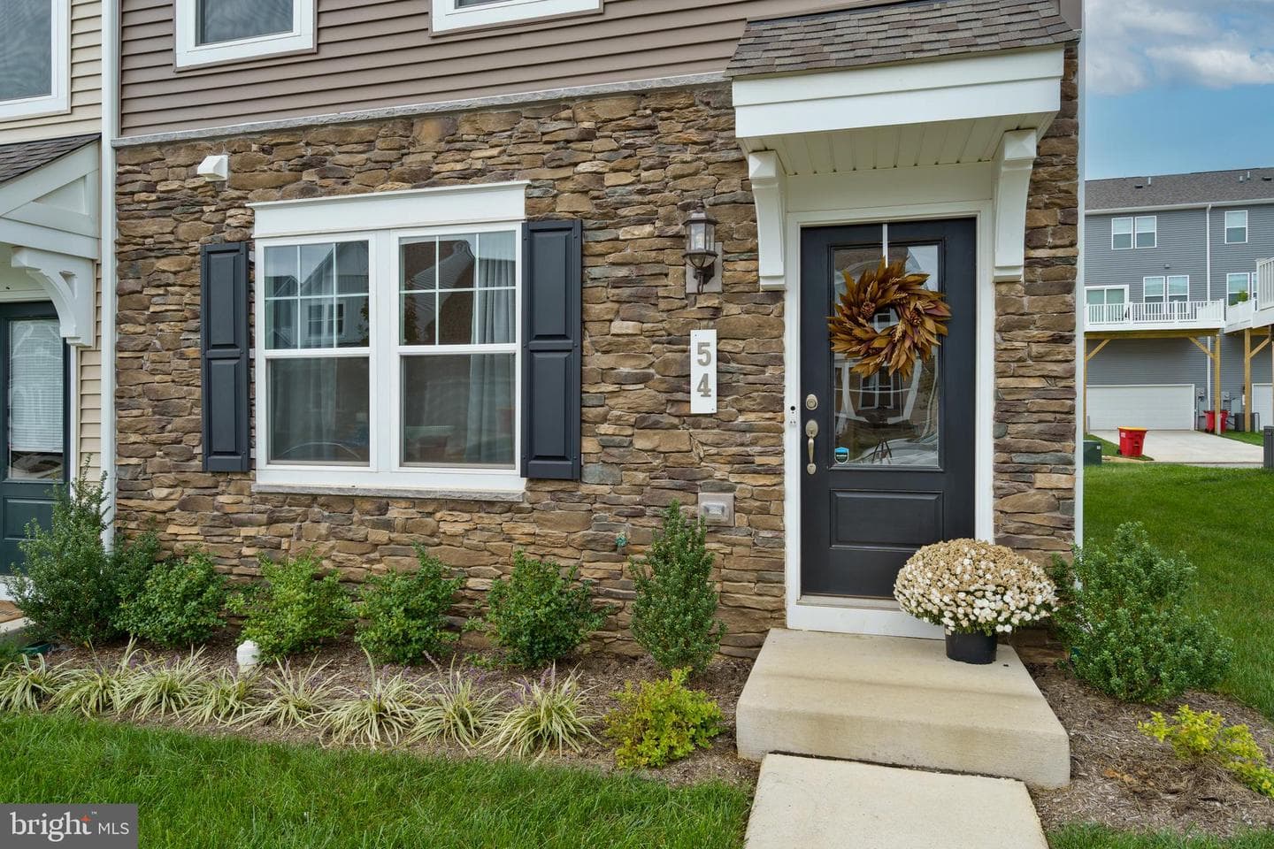 54 Coolidge Avenue photo 2