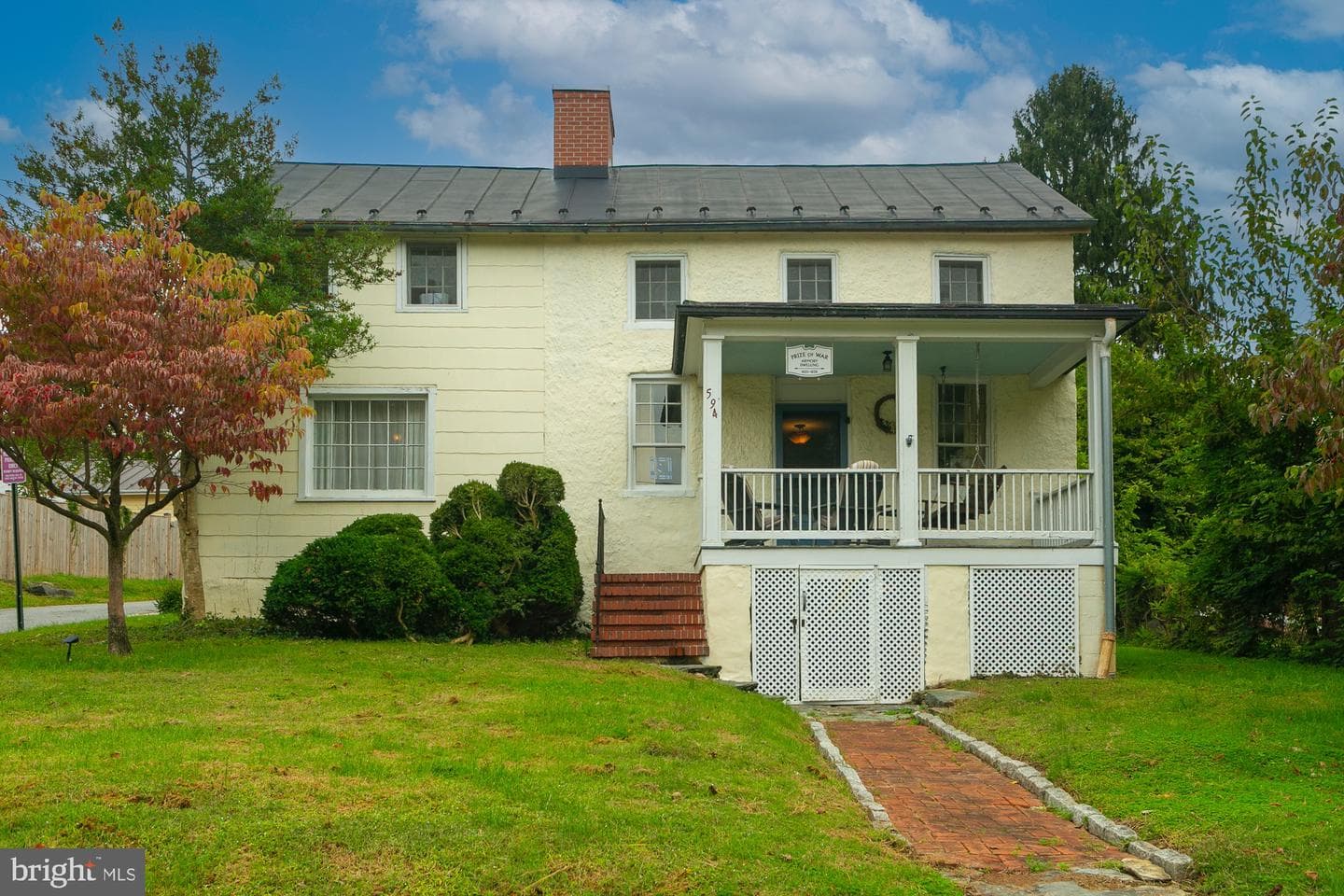 594 W Washington Street photo 3