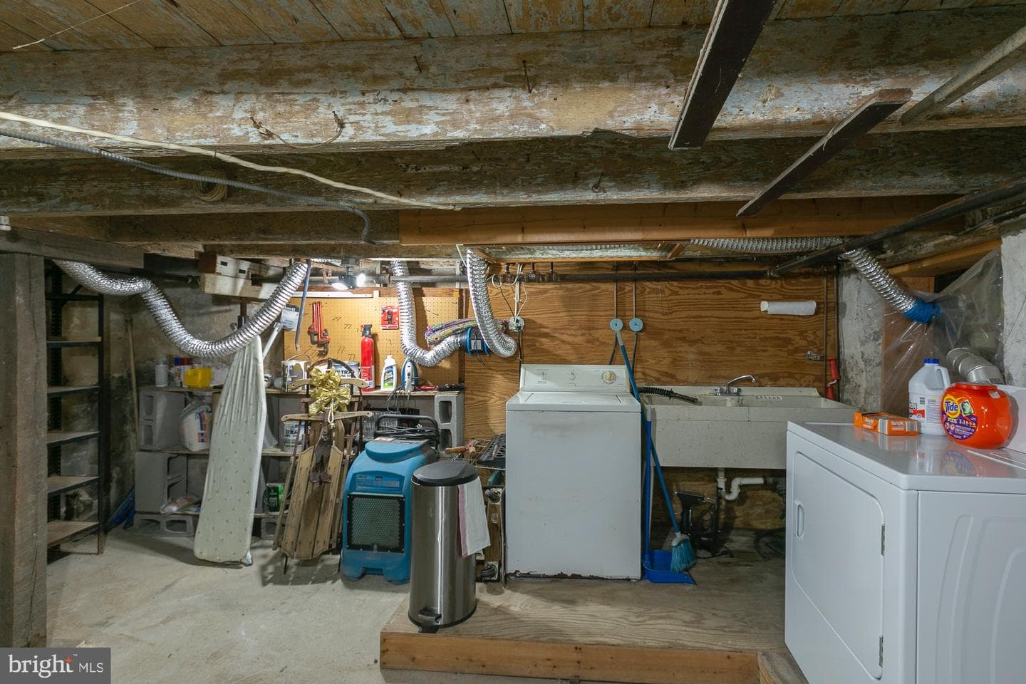 594 W Washington Street photo 34