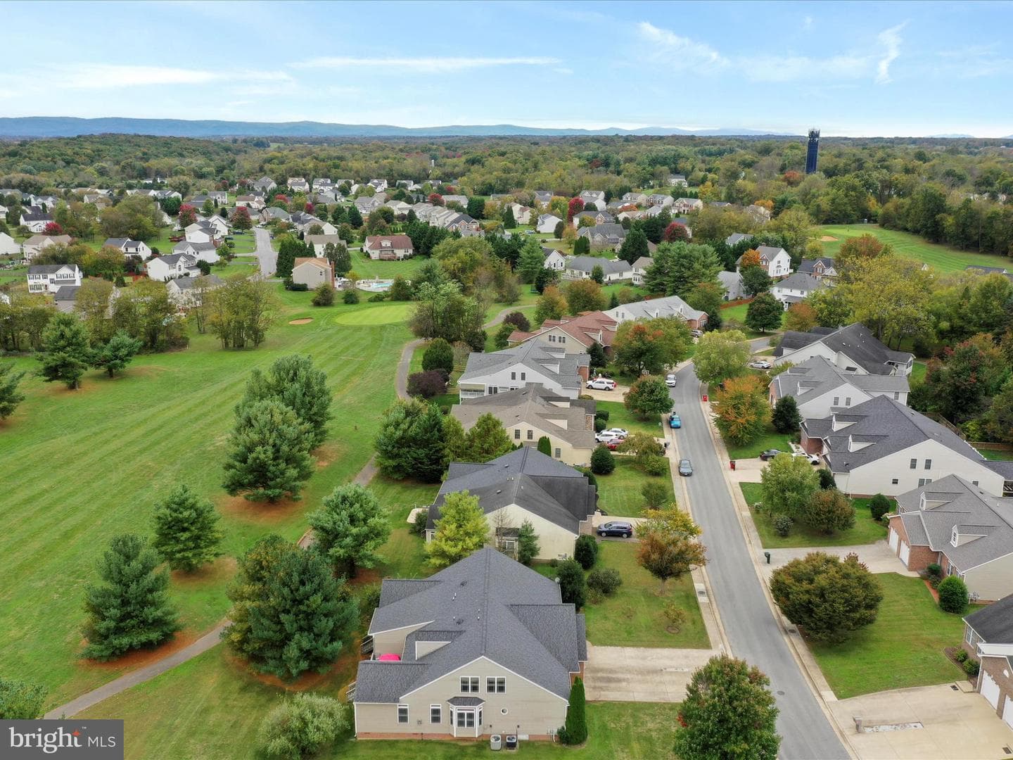 215 Brookline Drive photo 35