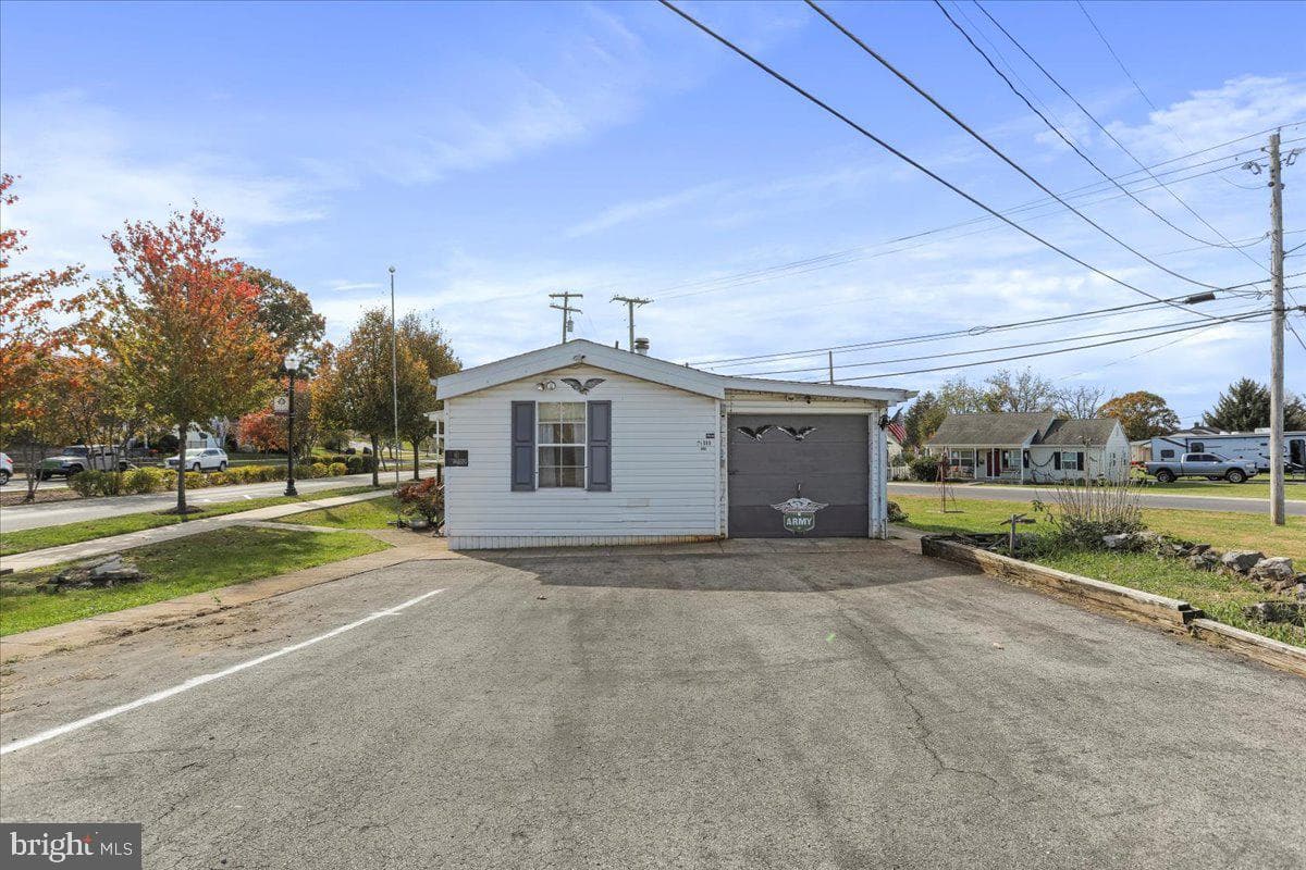 111 N Fairfax Boulevard photo 28