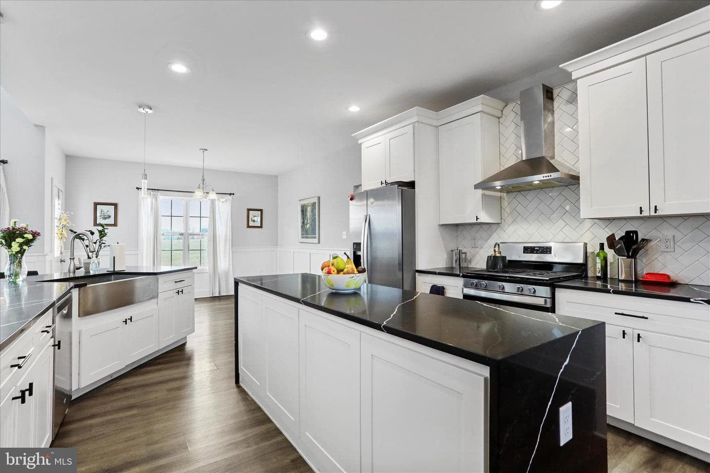 219 Summerfield Way photo 3