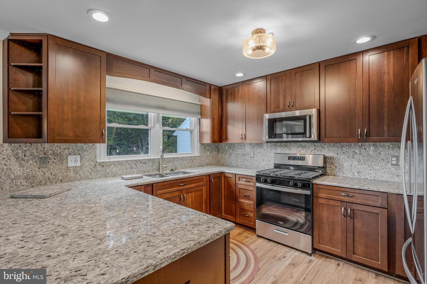 400 Deer Ridge Drive photo 19