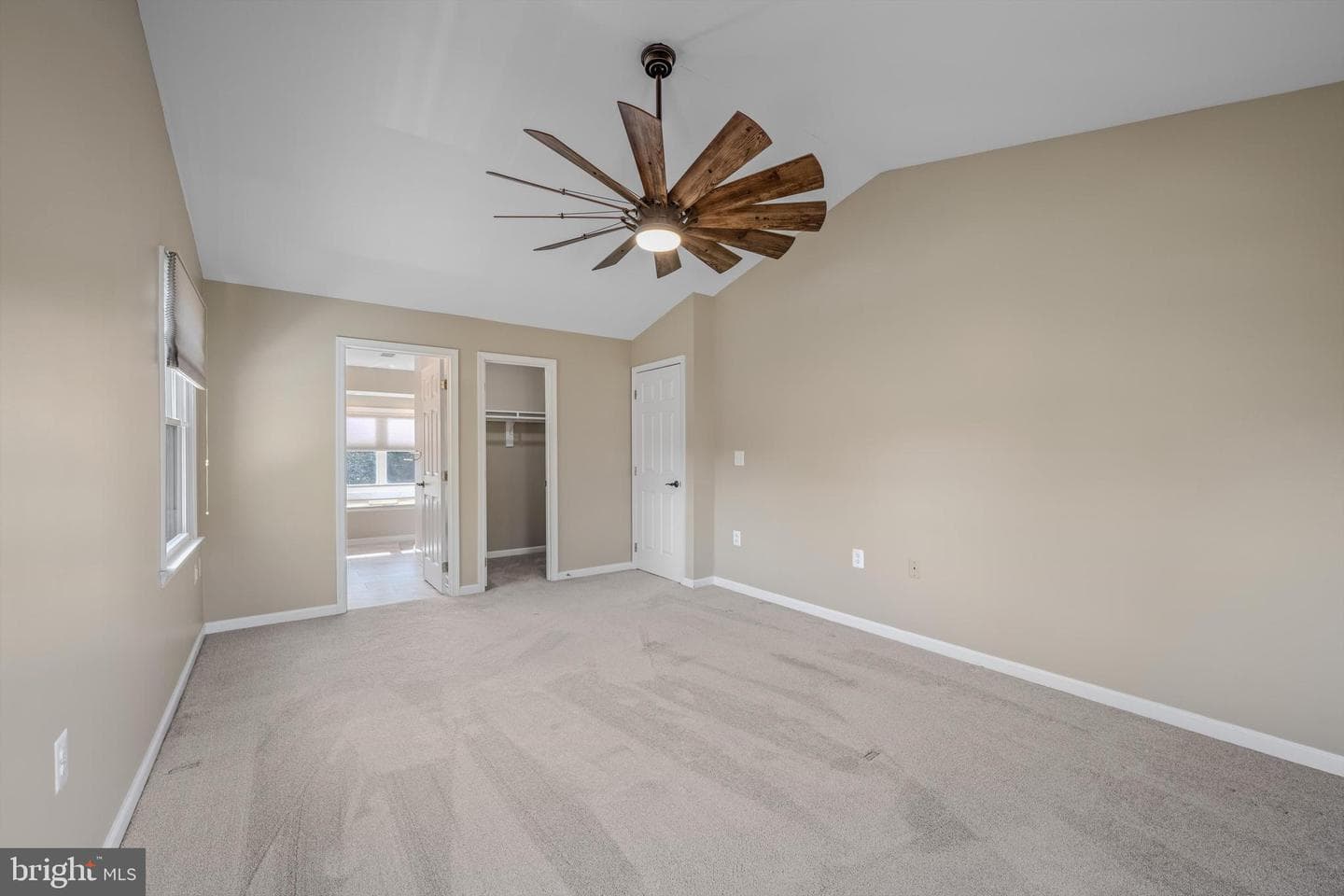 400 Deer Ridge Drive photo 31