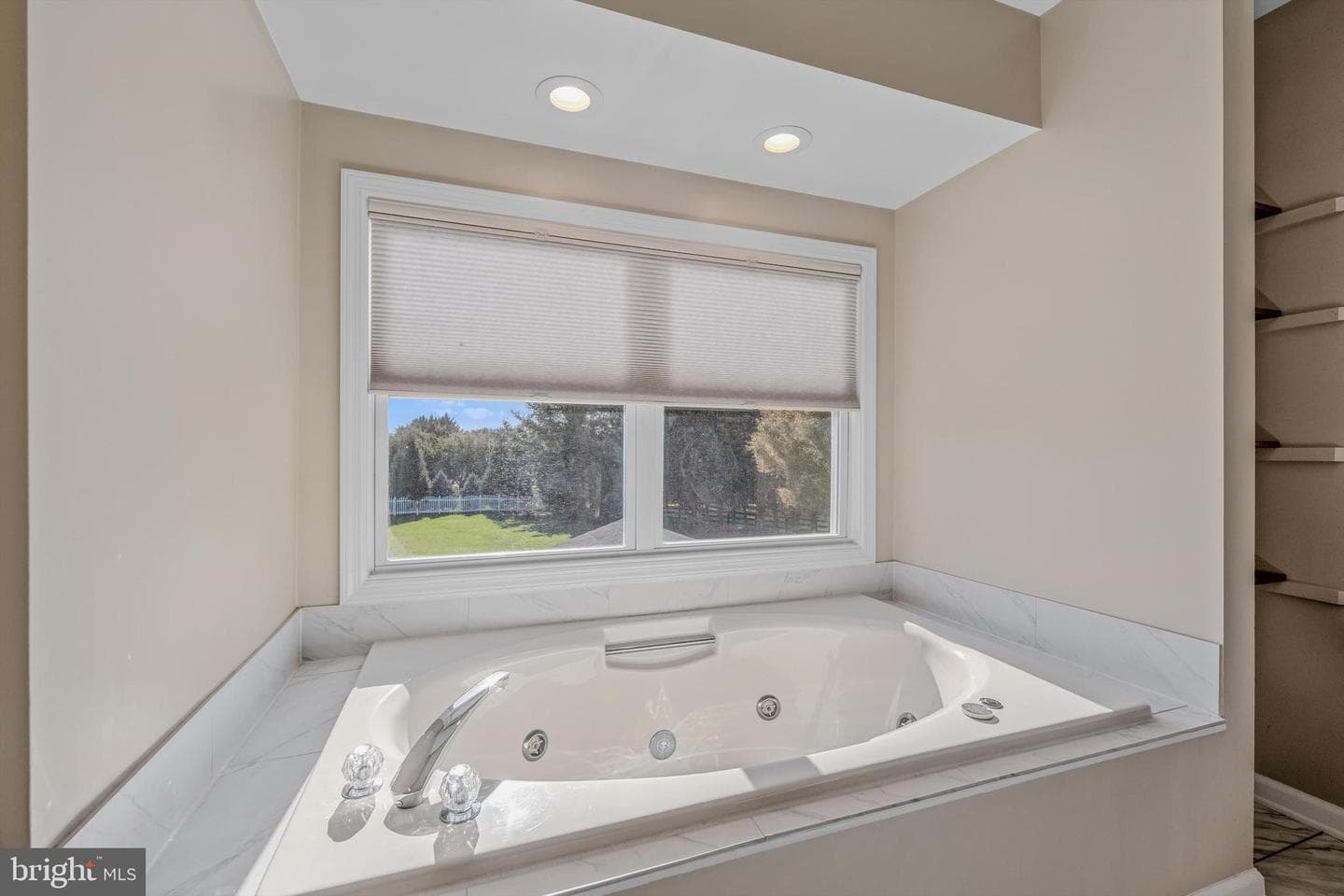 400 Deer Ridge Drive photo 34