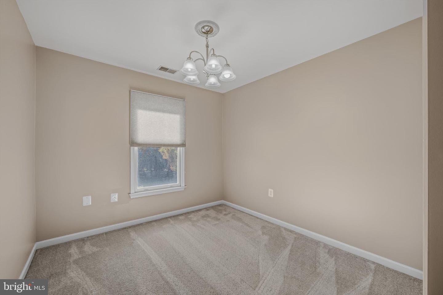 400 Deer Ridge Drive photo 36