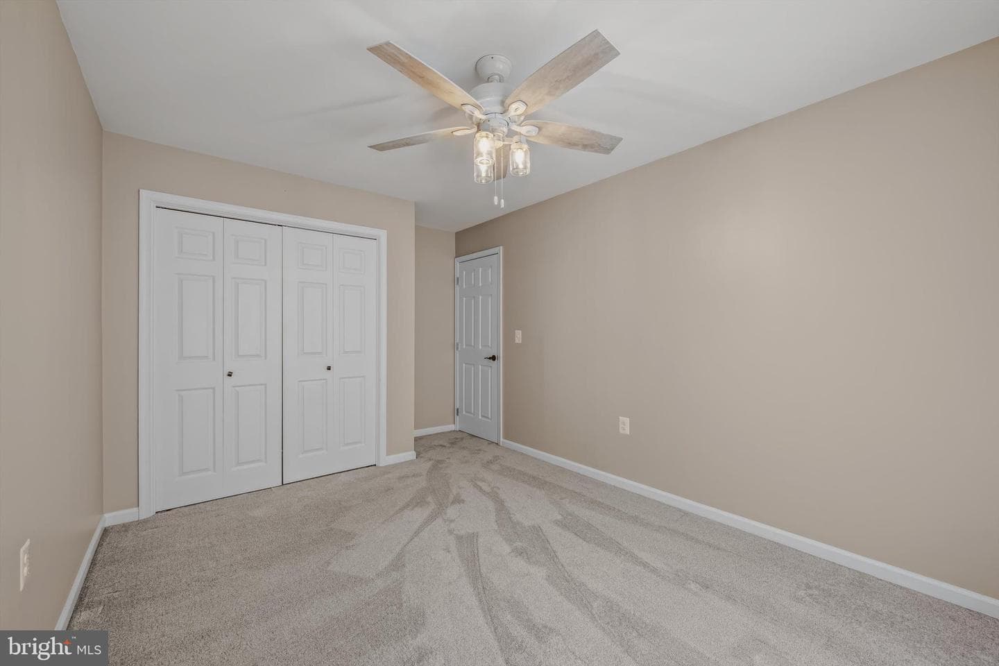 400 Deer Ridge Drive photo 38