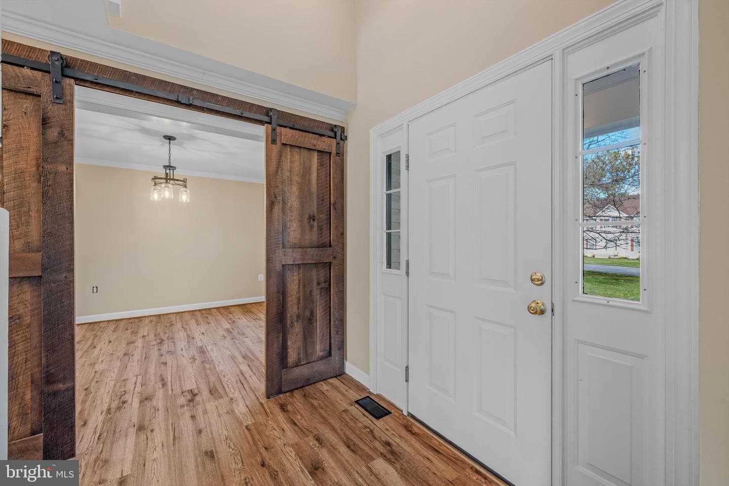 400 Deer Ridge Drive photo 8