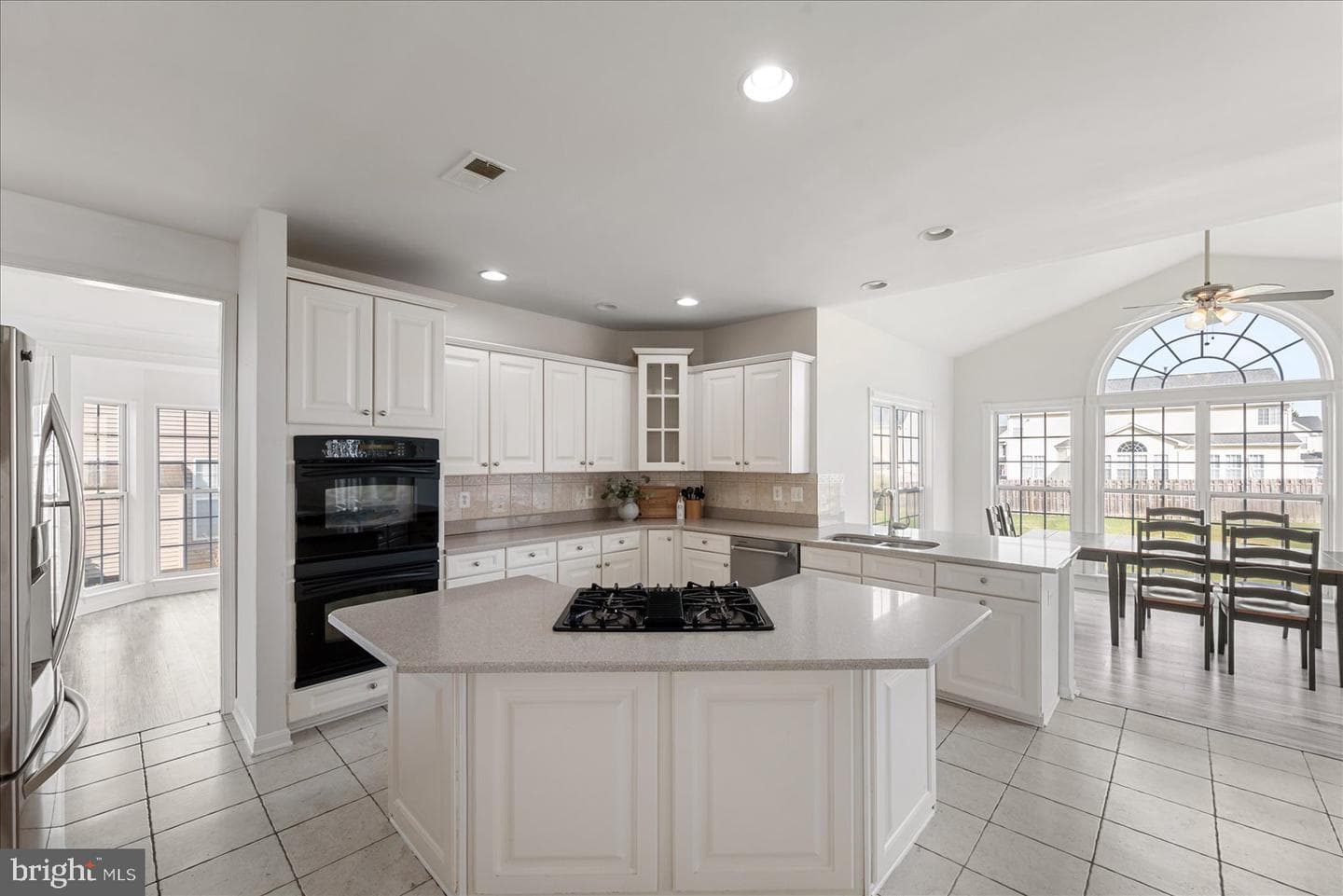 73 Alyssa Court photo 2