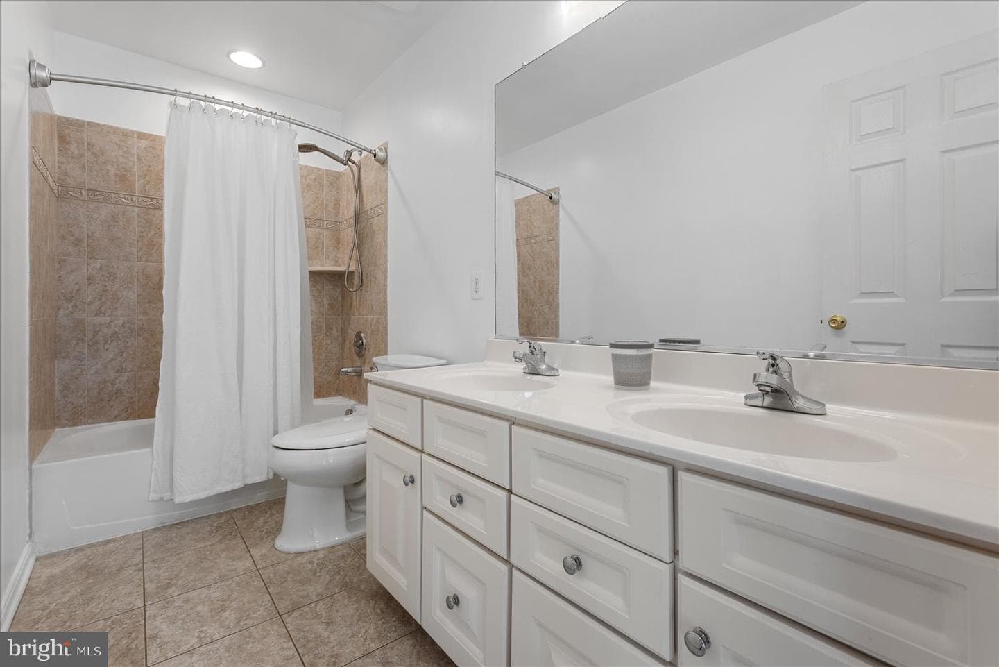 73 Alyssa Court photo 22