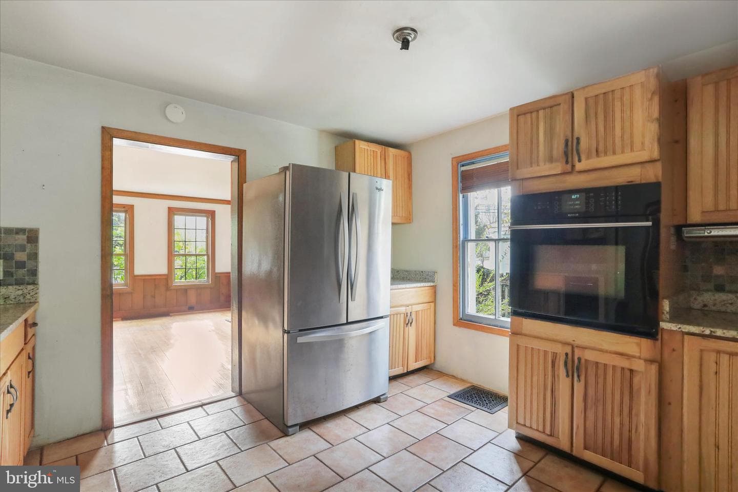 207 W High Street photo 10