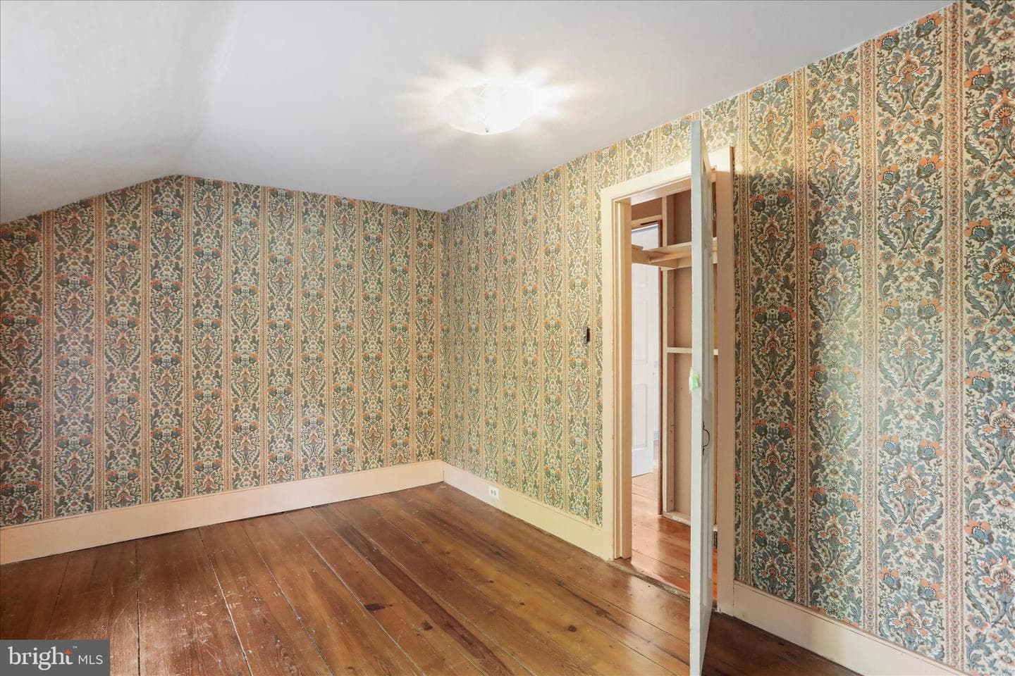 207 W High Street photo 28