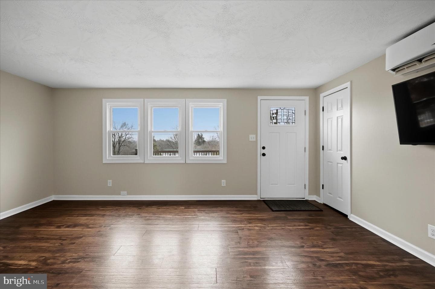 337 Cedar Drive photo 8