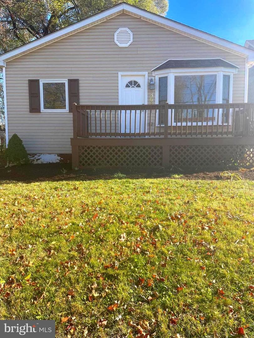 868 Jefferson Avenue photo 3
