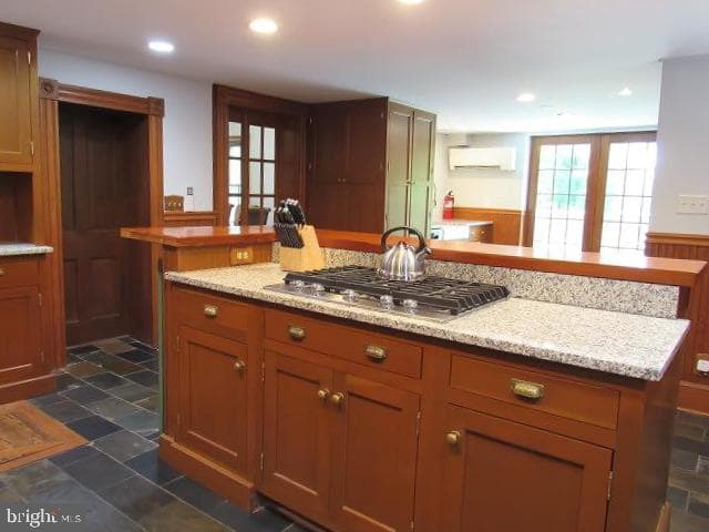 491 Washington St photo 27