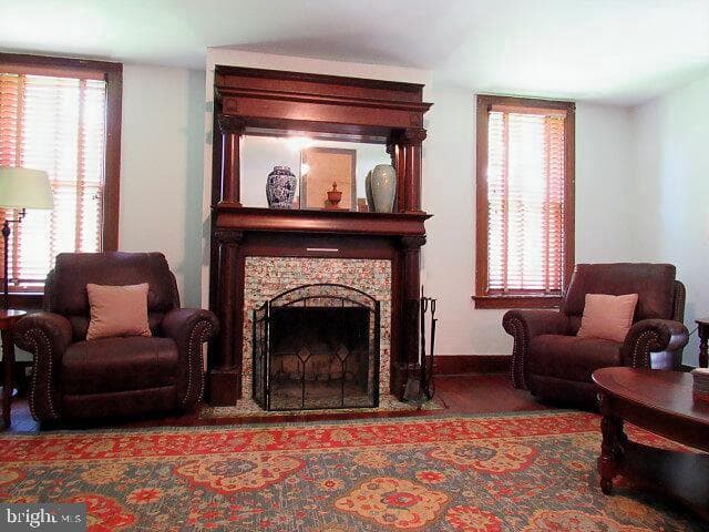 491 Washington St photo 42