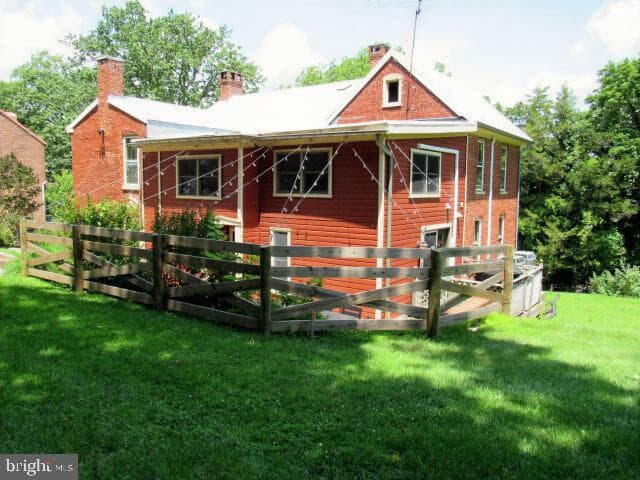 491 Washington St photo 6