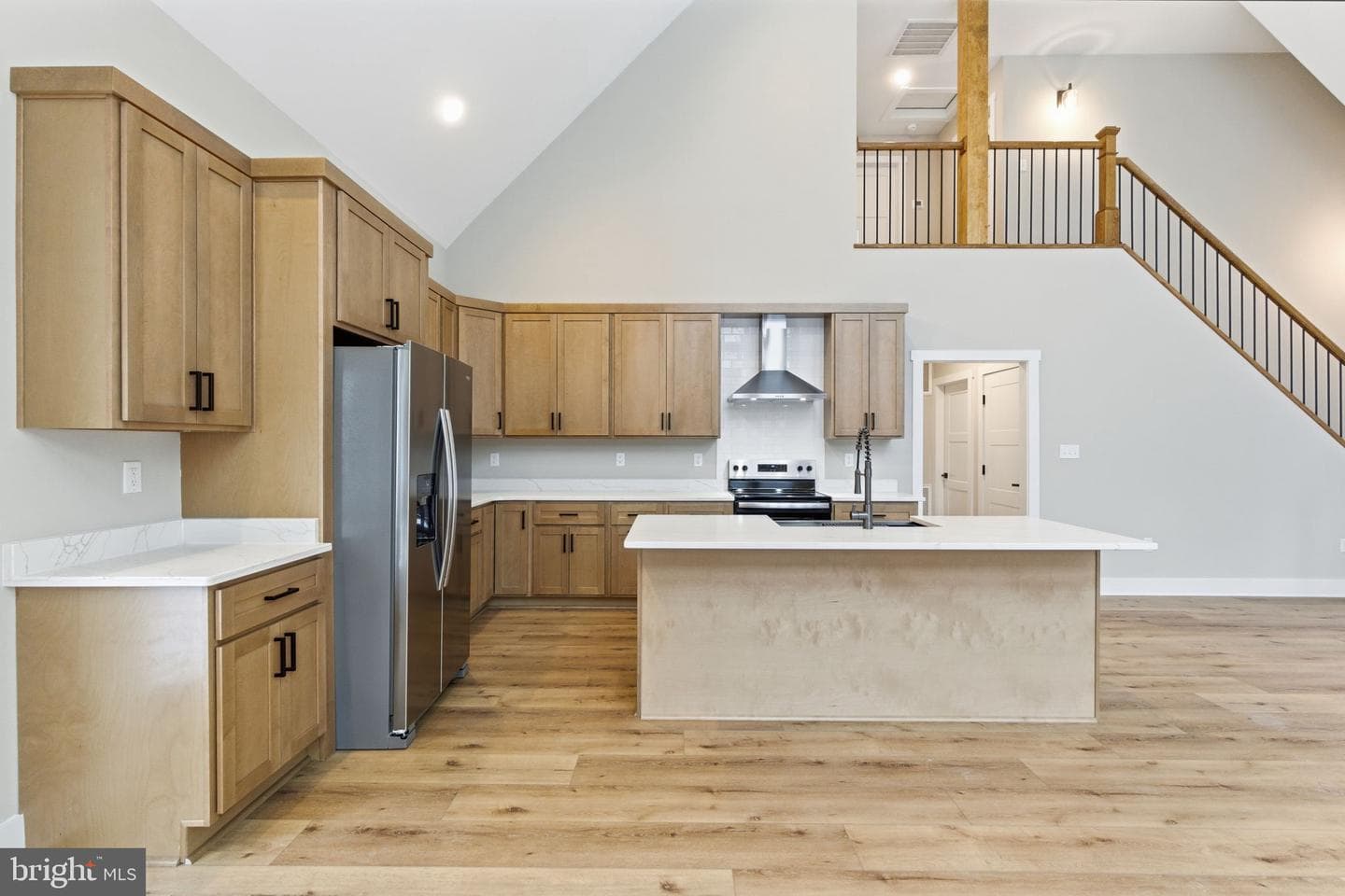 250 Adelaide Circle photo 19