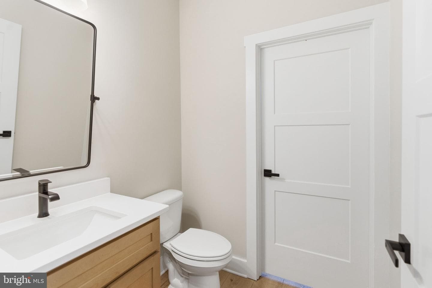 250 Adelaide Circle photo 21