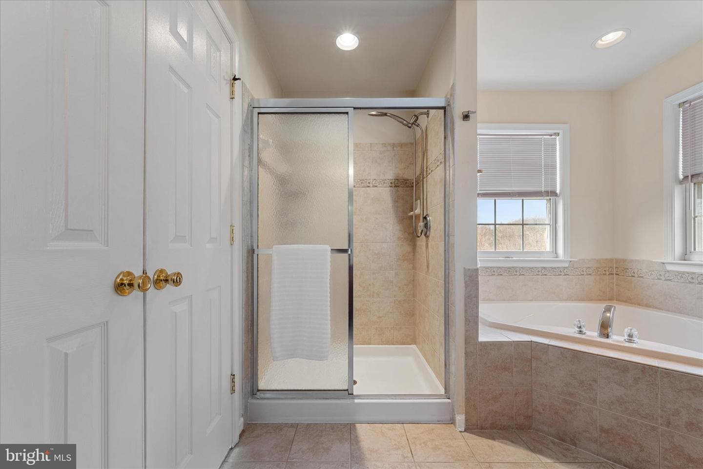 211 Stratus Drive photo 29