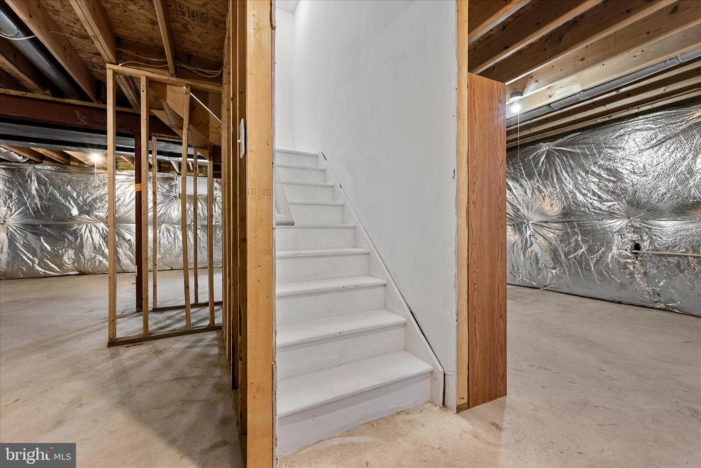 211 Stratus Drive photo 40