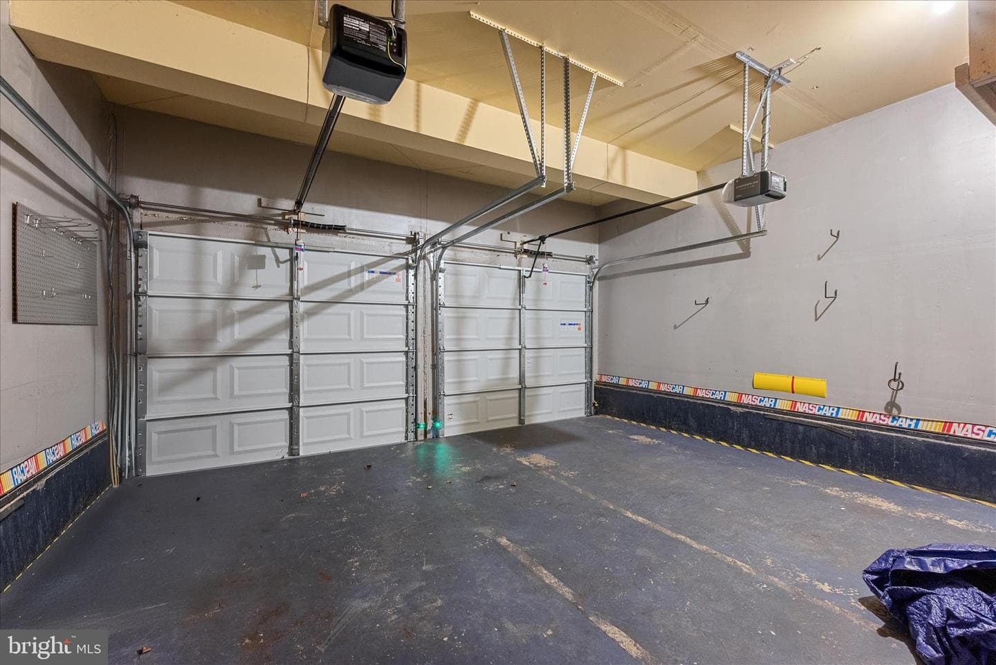 211 Stratus Drive photo 46