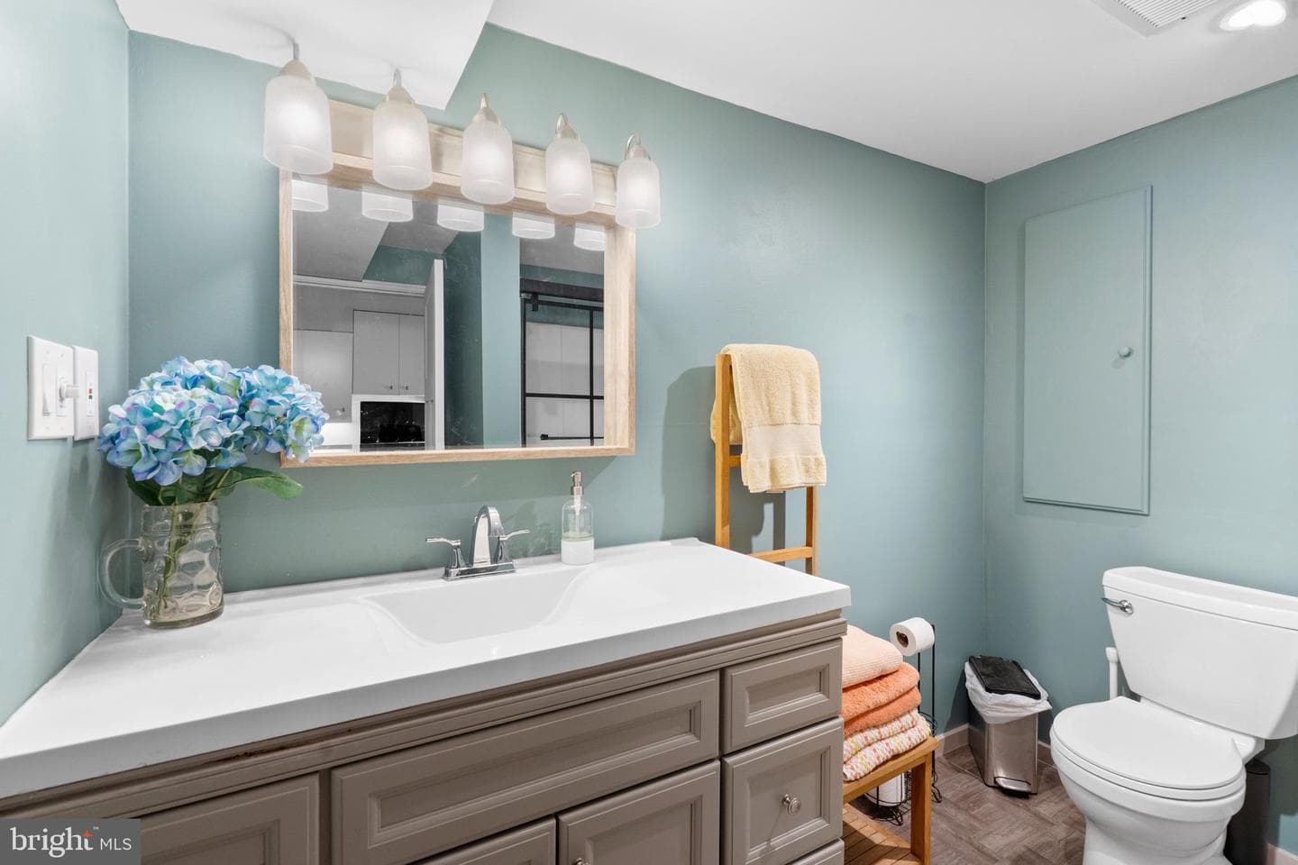 5194 Scrabble Road photo 32