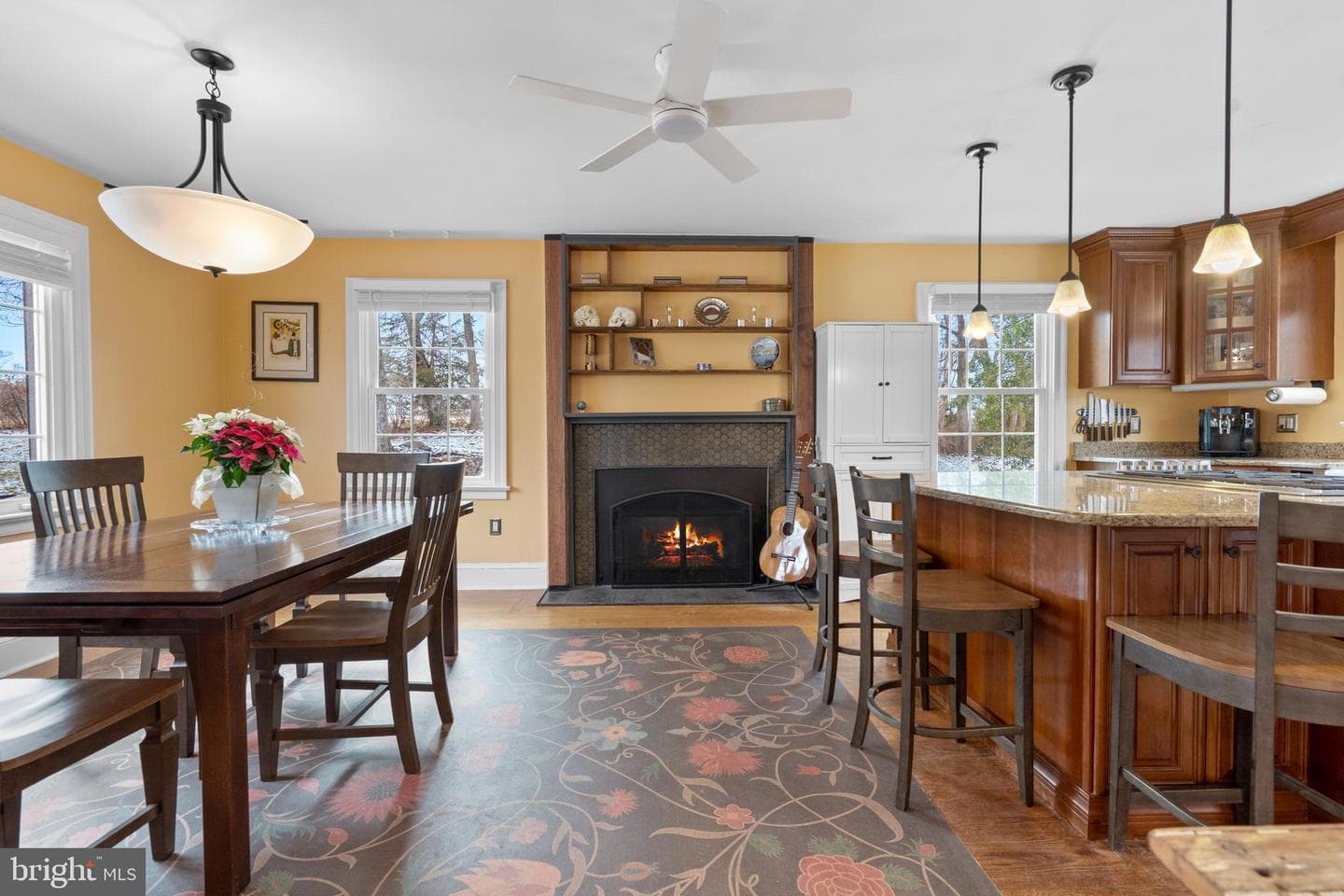 5194 Scrabble Road photo 6