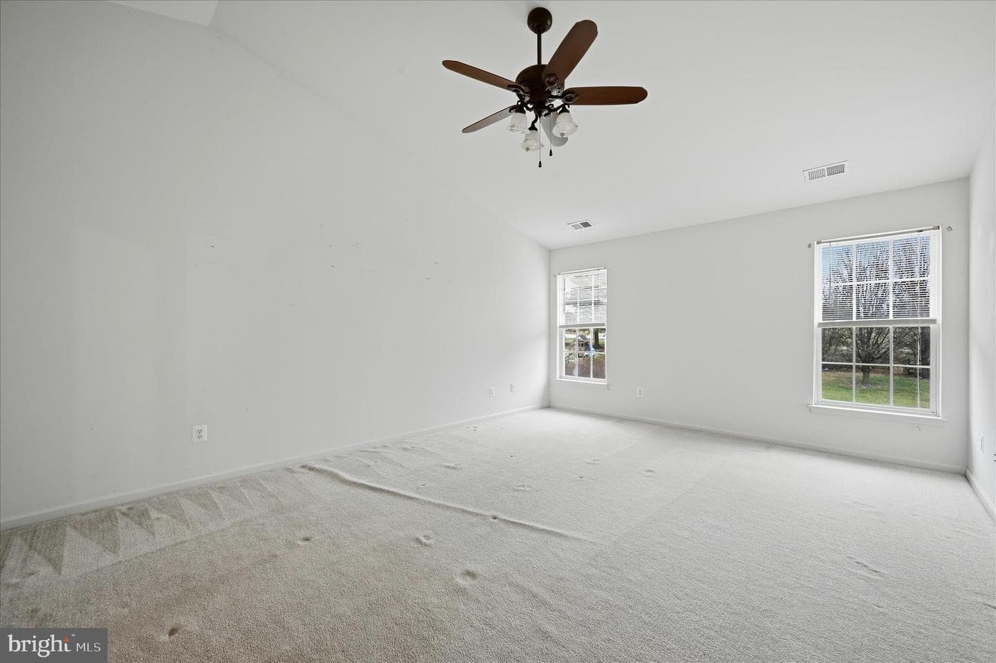 41 Pinehurst Court photo 28