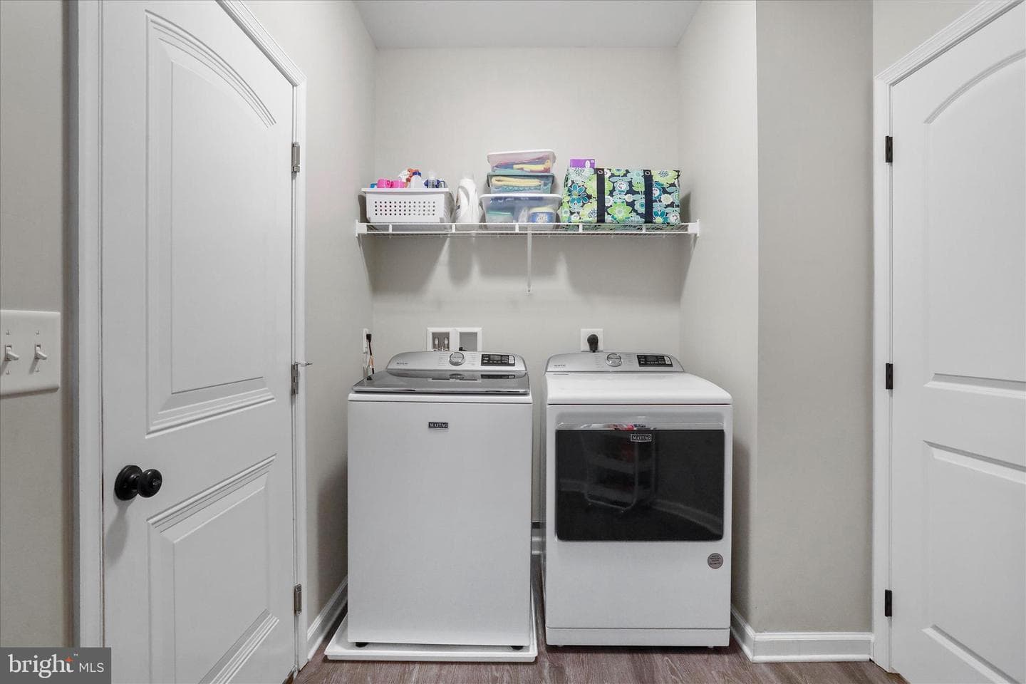 60 Village Circle photo 19