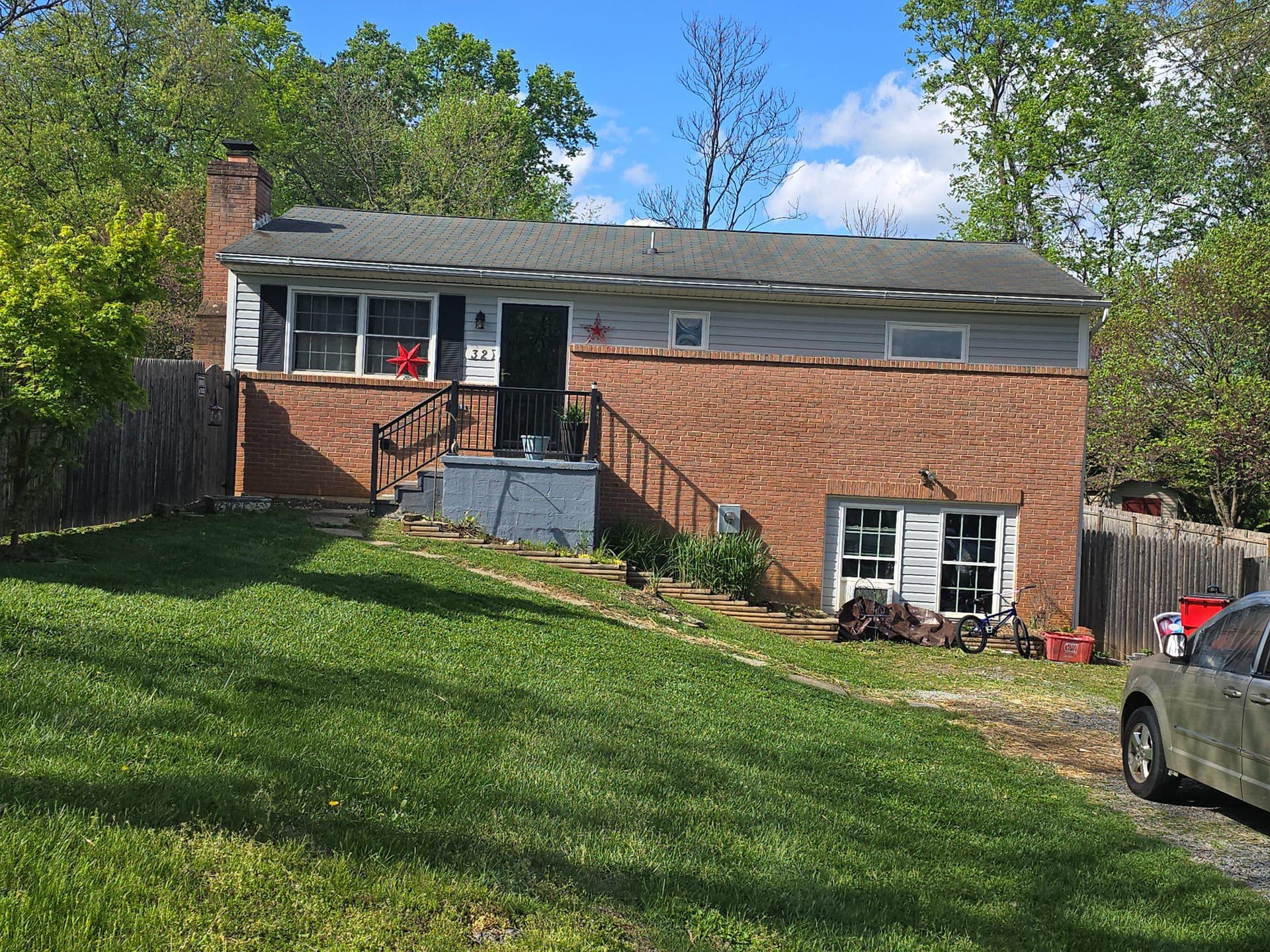 32 Scott Drive photo 2