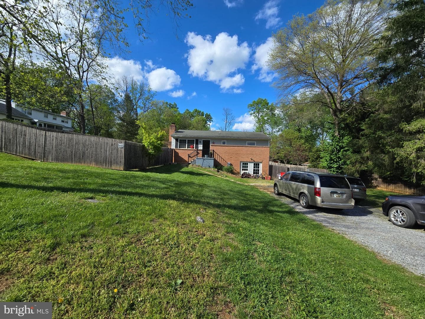 32 Scott Drive photo 3