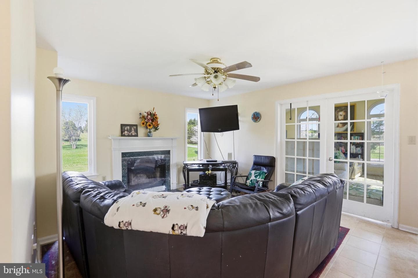 145 Maplewood Court photo 12