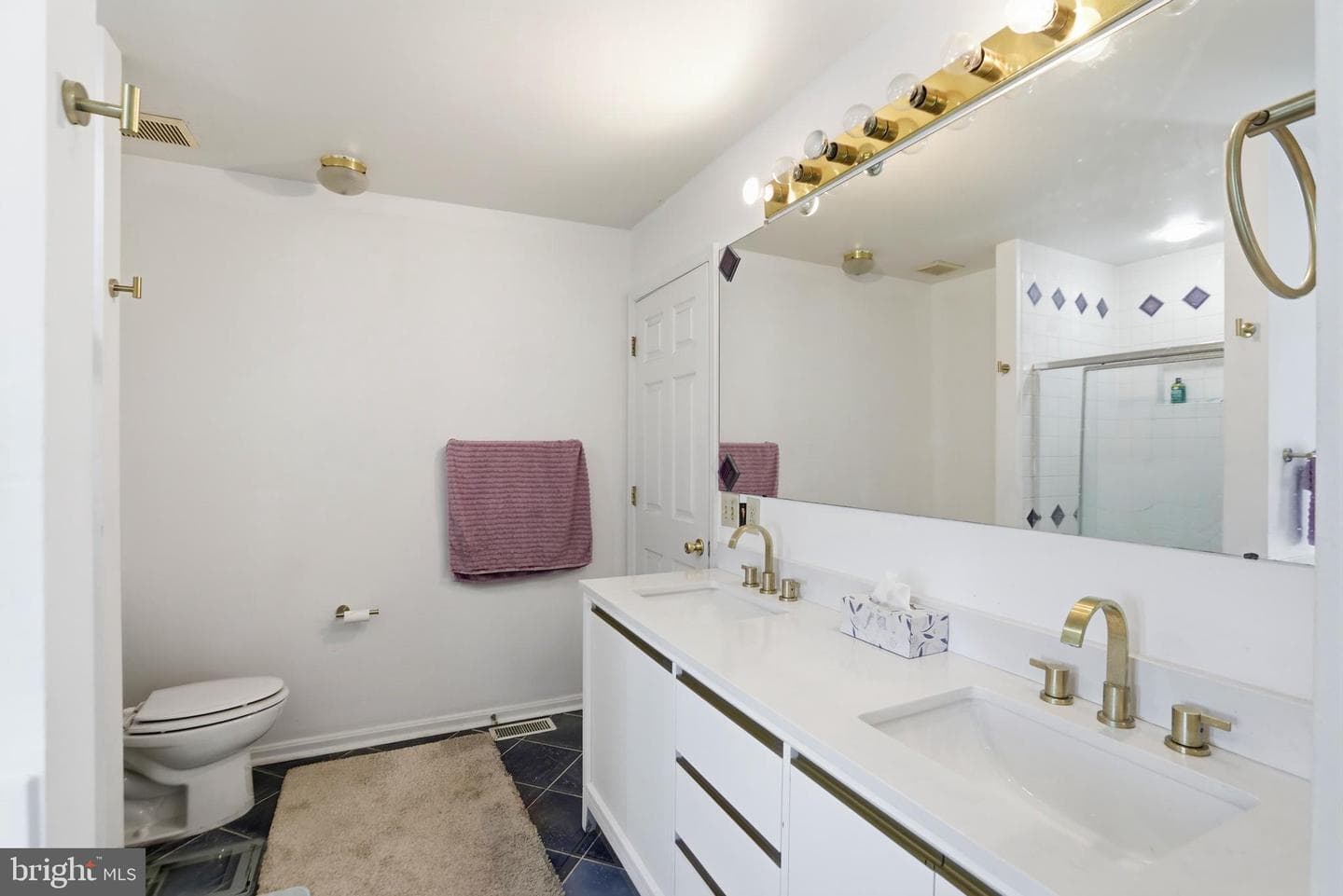 145 Maplewood Court photo 17