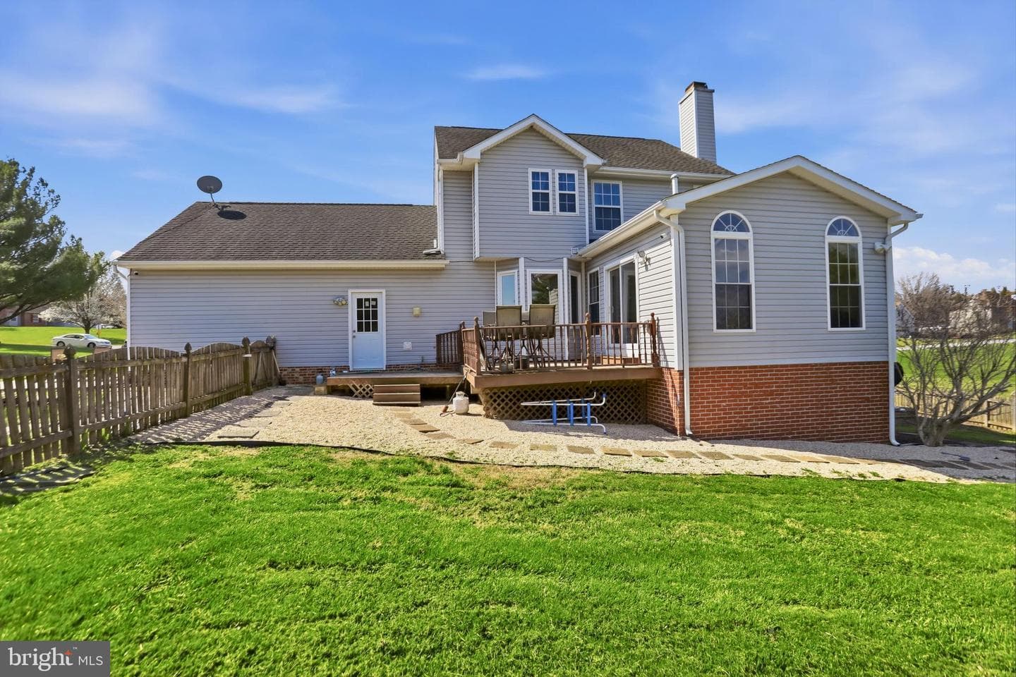 145 Maplewood Court photo 31