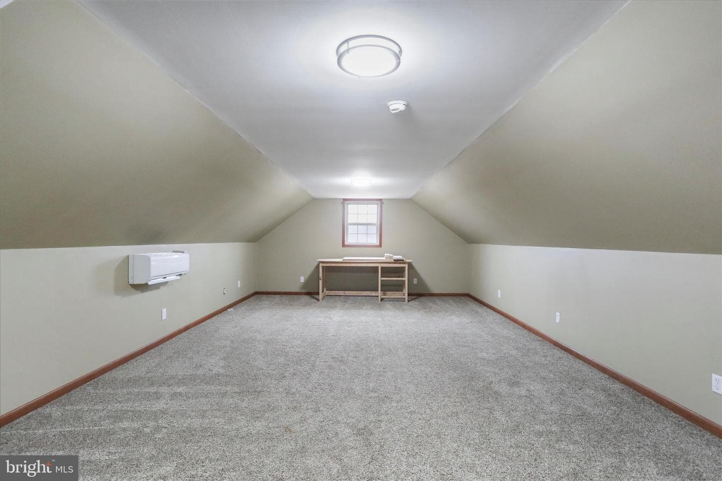 135 Carter Avenue photo 32