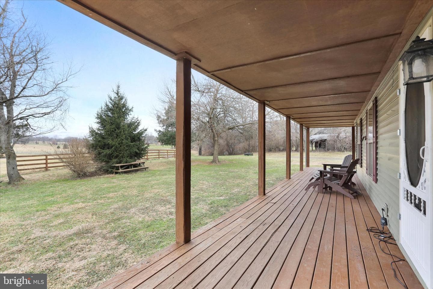 135 Carter Avenue photo 40