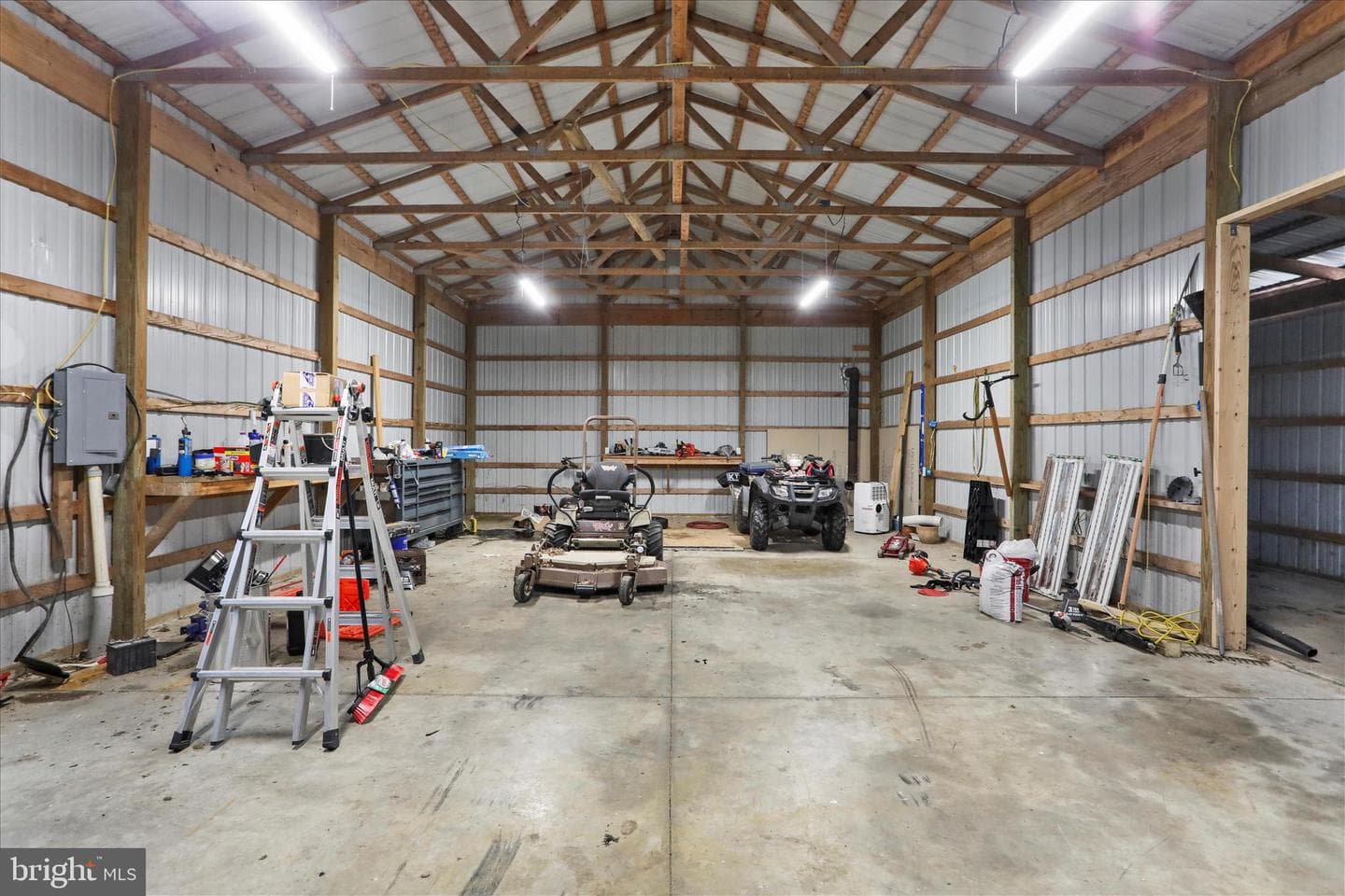 135 Carter Avenue photo 45