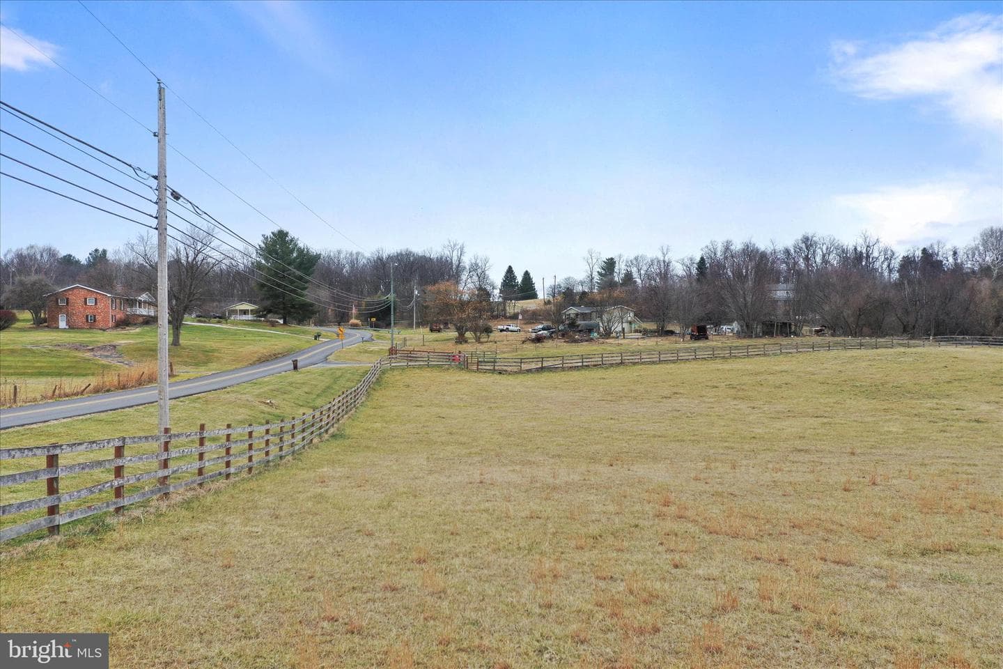 135 Carter Avenue photo 67