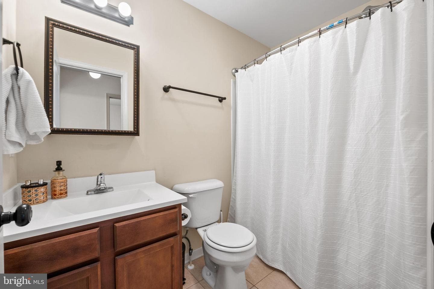 99 Nathaniel Drive photo 20