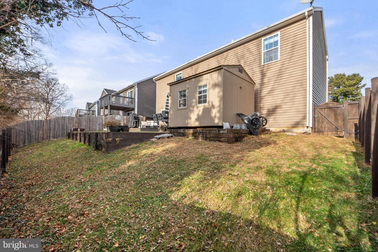 99 Nathaniel Drive photo 27