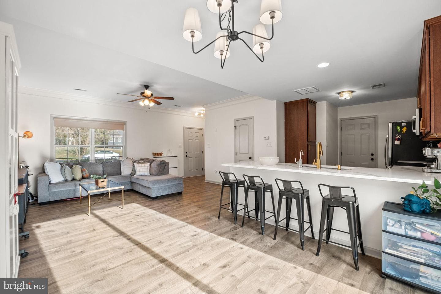 99 Nathaniel Drive photo 3