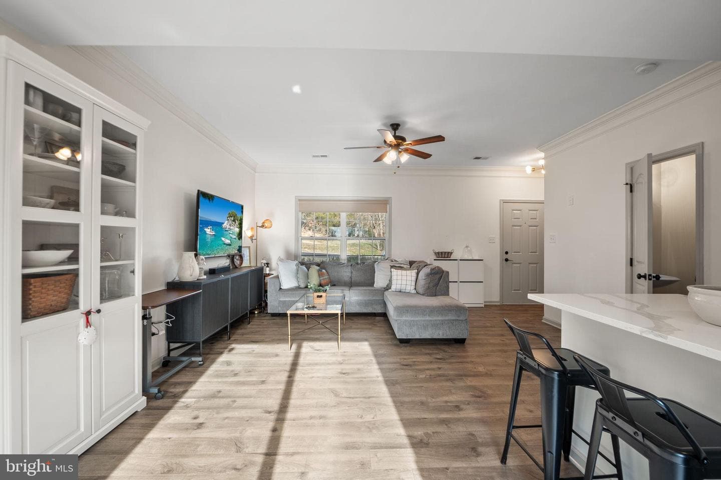 99 Nathaniel Drive photo 4