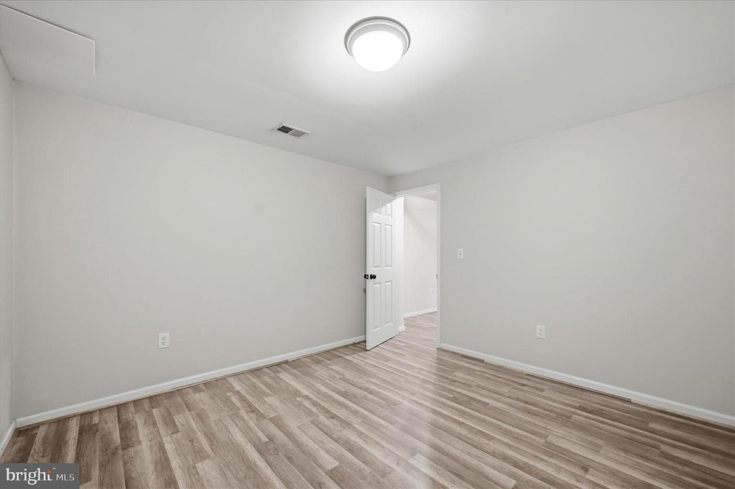 9 General Lawton Court photo 48